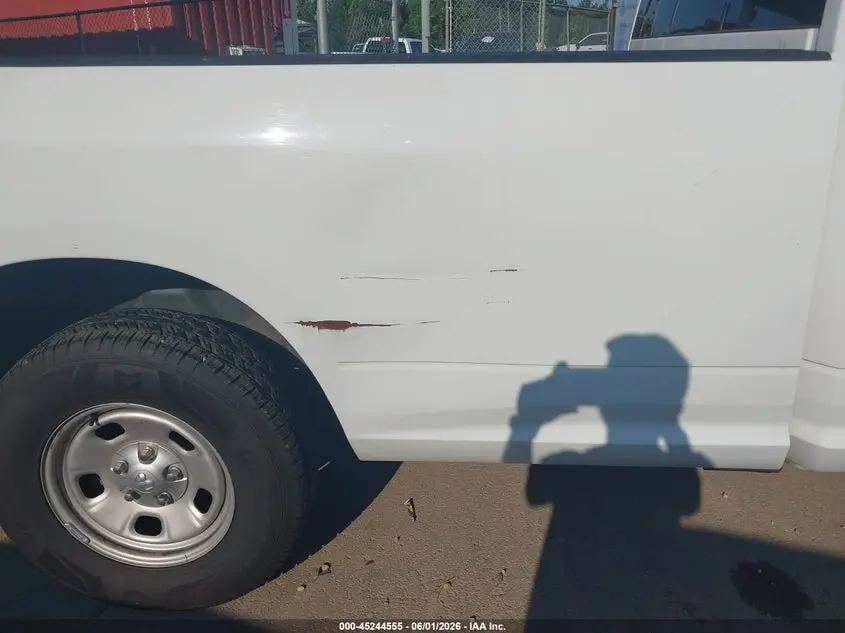 2019 RAM 1500 CLASSIC TRADESMAN  4X2 8' BOX