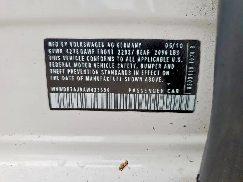 2010 VOLKSWAGEN GOLF   