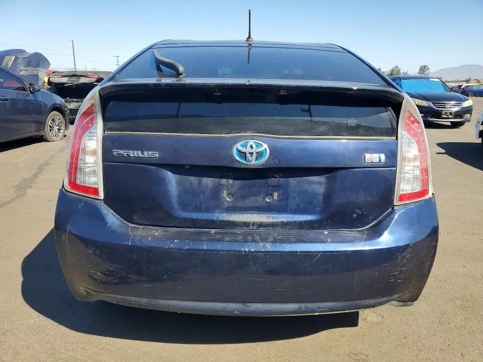 2015 TOYOTA PRIUS TWO  