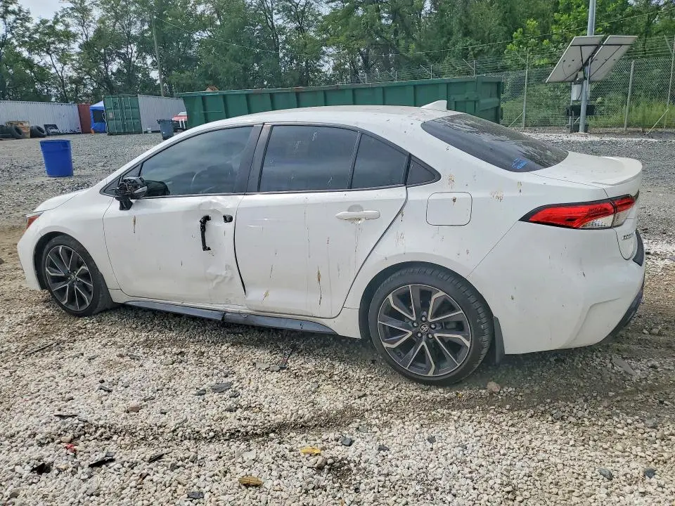 2022 TOYOTA COROLLA SE  