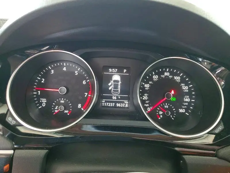 2017 VOLKSWAGEN JETTA SEL  