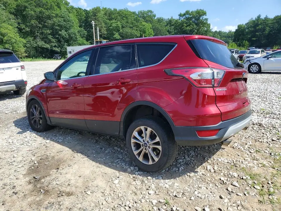 2017 FORD ESCAPE SE  