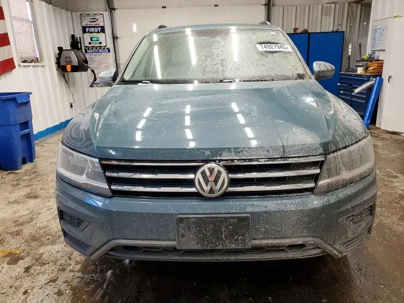 2019 VOLKSWAGEN TIGUAN SE  
