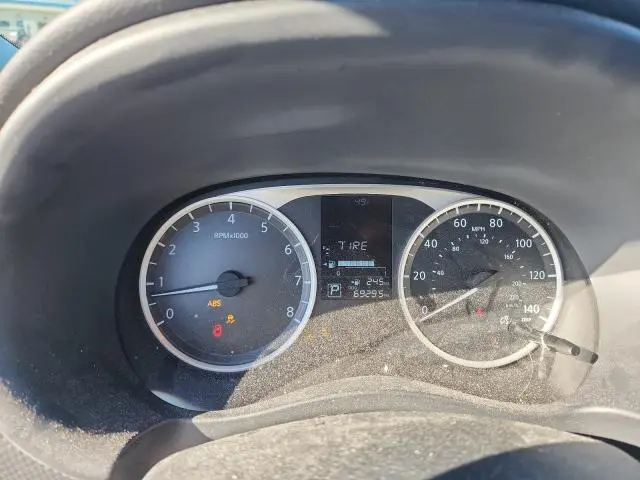 2023 NISSAN KICKS S  