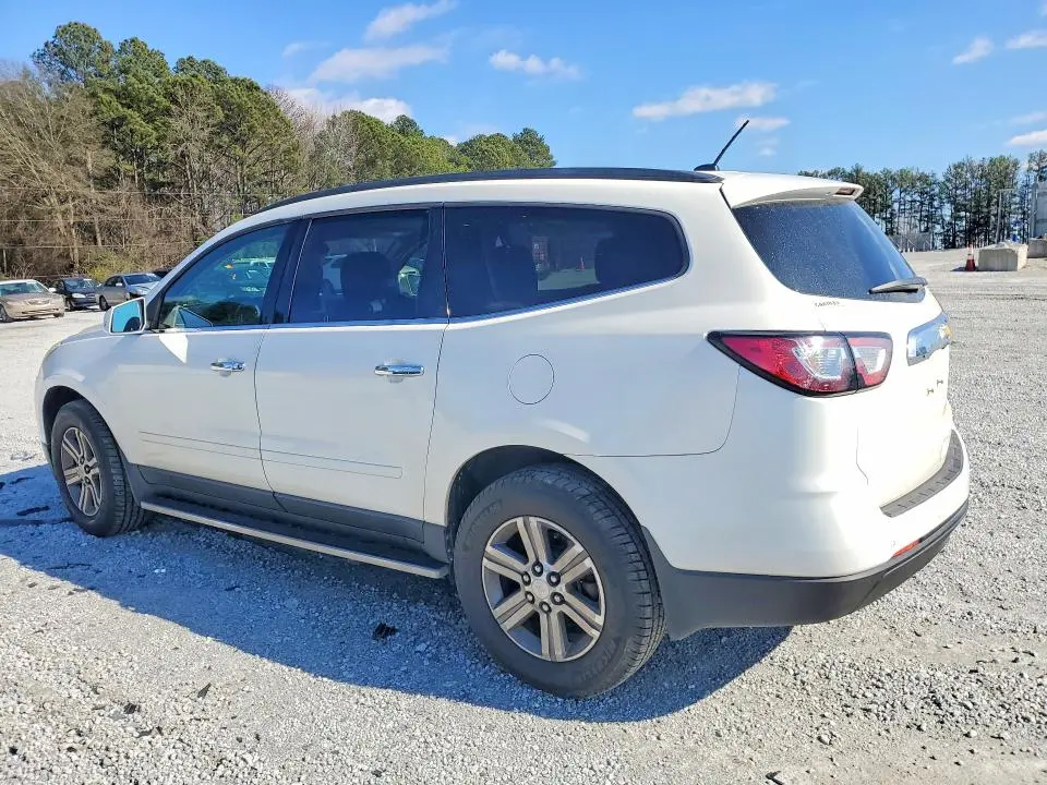 2015 CHEVROLET TRAVERSE LT  