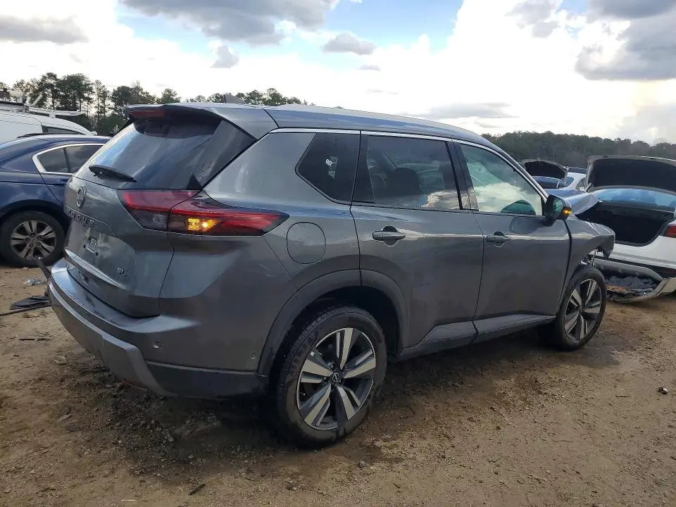 2026 NISSAN ROGUE SL  