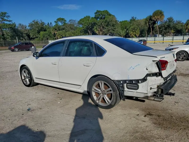 2013 VOLKSWAGEN PASSAT SEL  