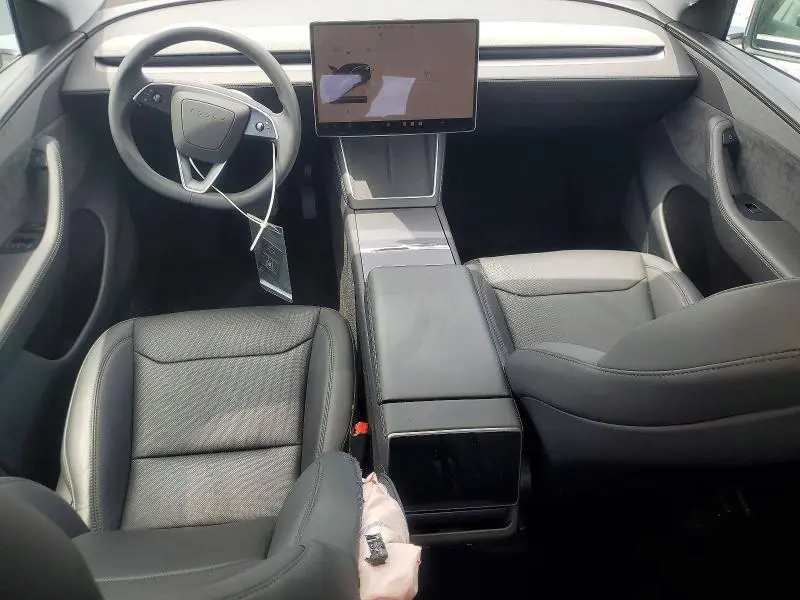 2026 TESLA MODEL Y   