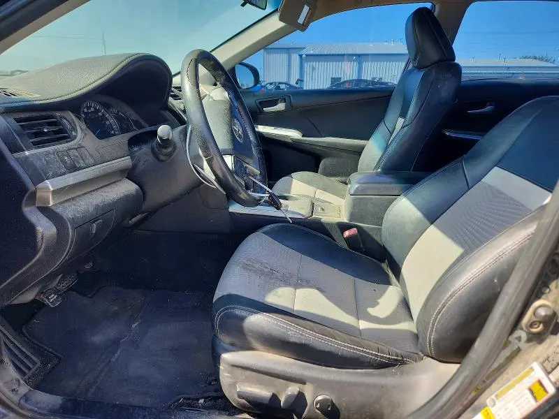2012 TOYOTA CAMRY SE  