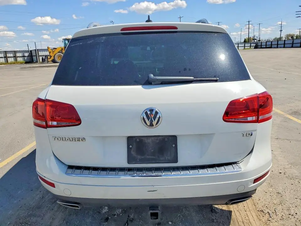2012 VOLKSWAGEN TOUAREG V6 TDI  