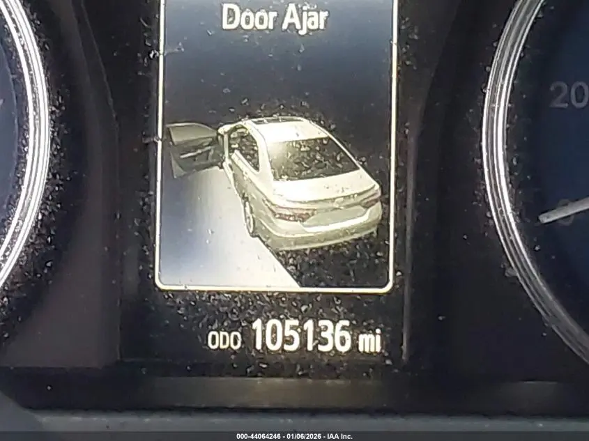 2017 TOYOTA CAMRY LE