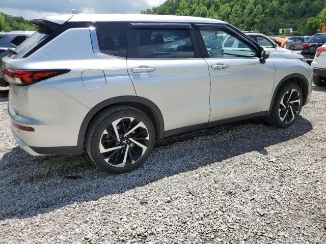 2022 MITSUBISHI OUTLANDER SE  