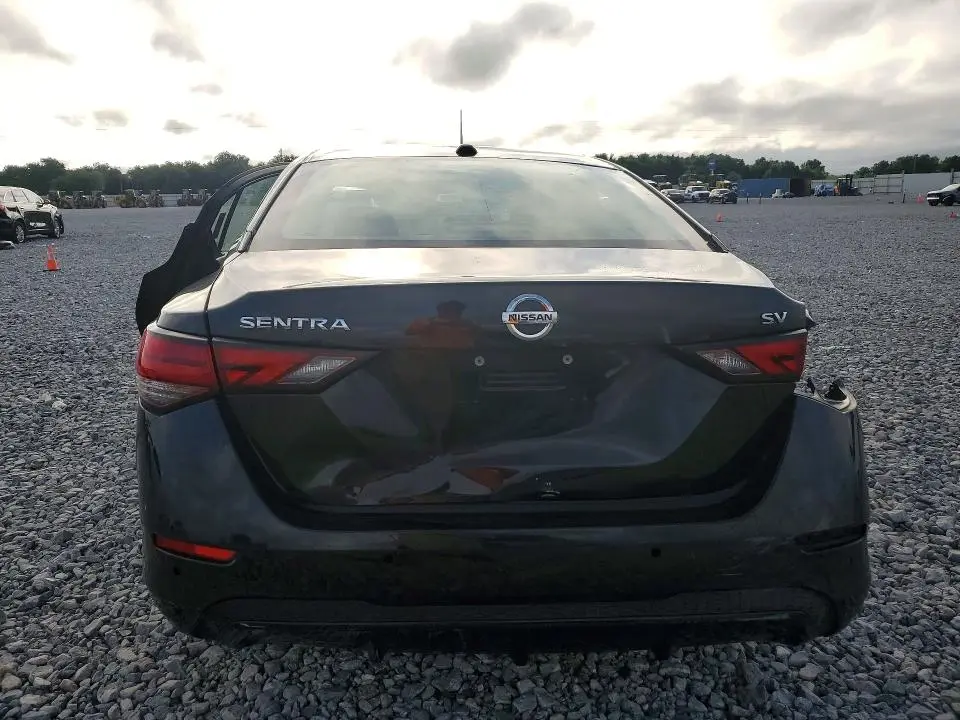 2021 NISSAN SENTRA SV  