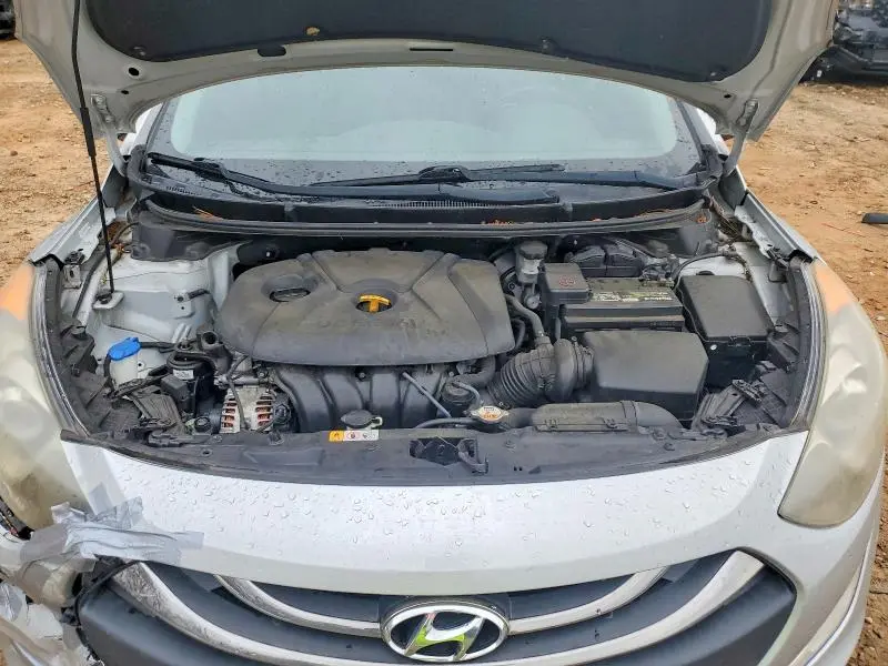 2013 HYUNDAI ELANTRA GT   
