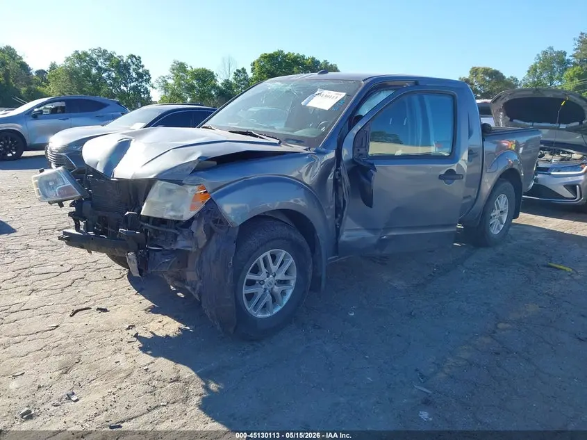 2017 NISSAN FRONTIER SV