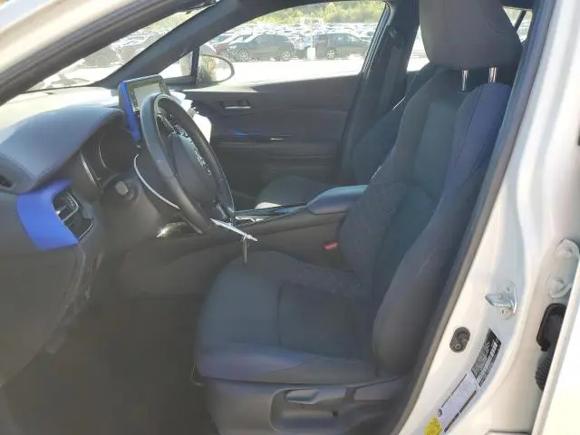 2020 TOYOTA C-HR XLE  