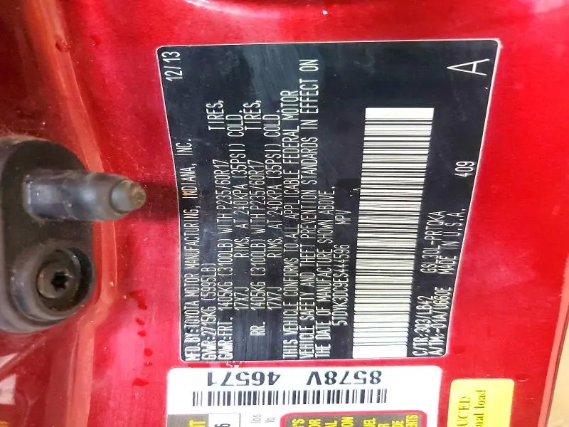 2014 TOYOTA SIENNA XLE 8-PASSENGER  