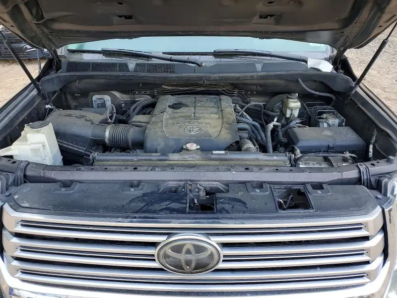 2018 TOYOTA TUNDRA CREWMAX LIMITED  