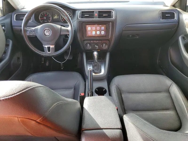 2012 VOLKSWAGEN JETTA SE  