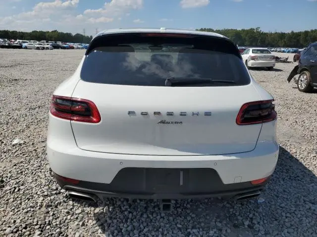 2017 PORSCHE MACAN   