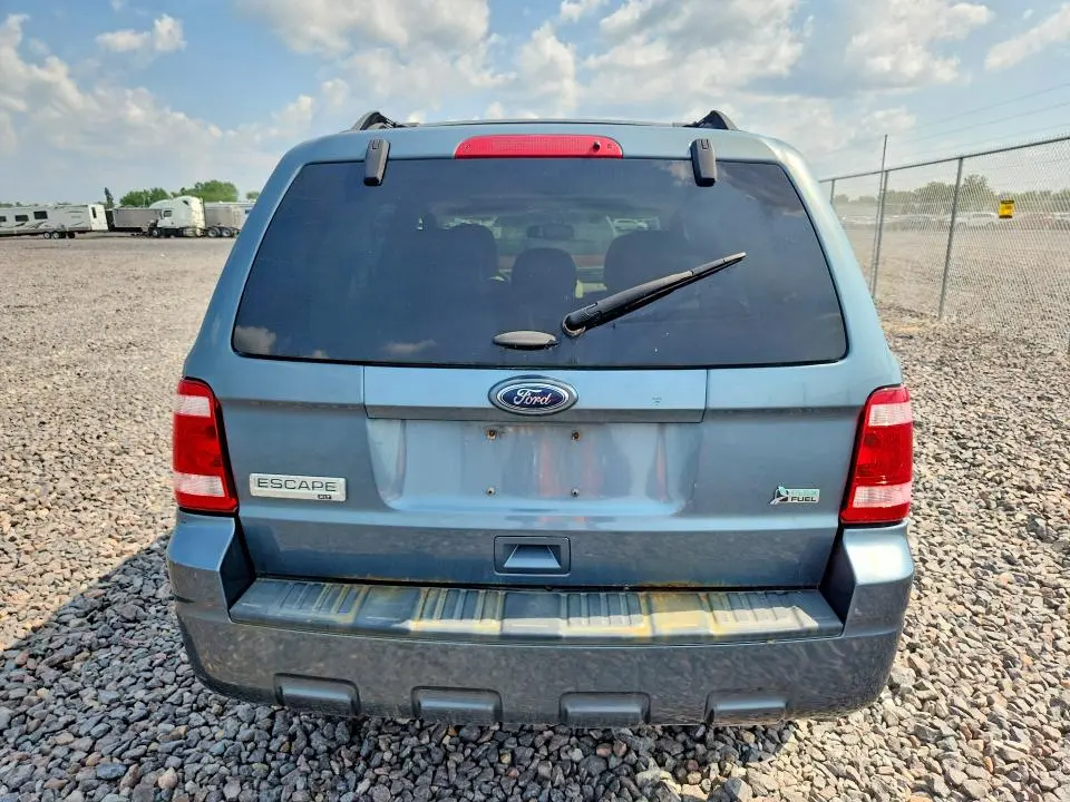 2011 FORD ESCAPE XLT  