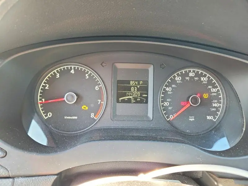 2012 VOLKSWAGEN JETTA BASE  