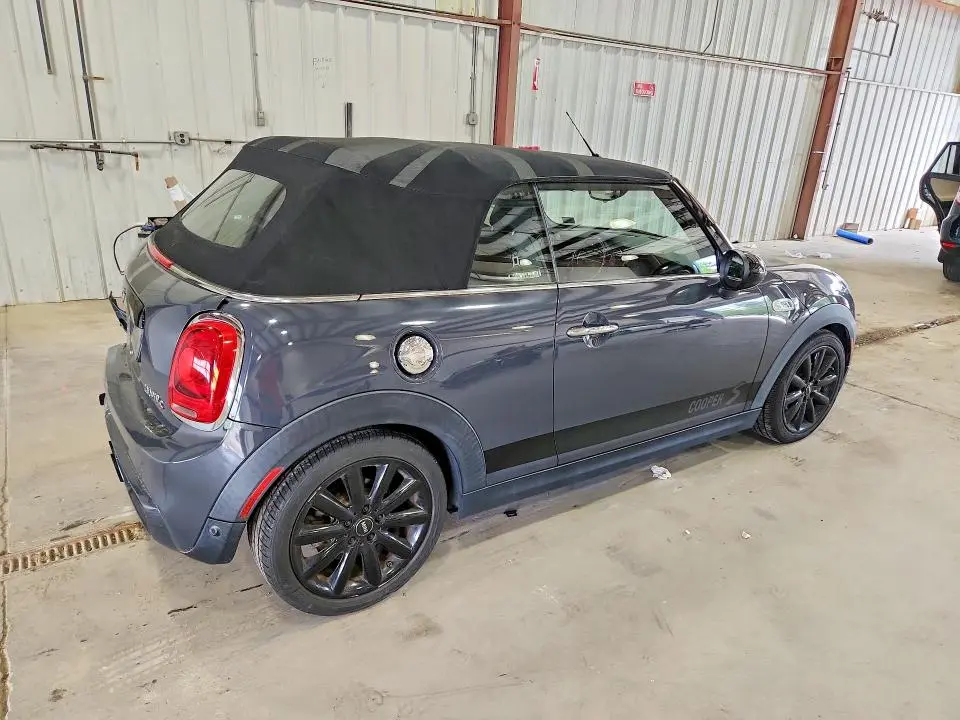 2016 MINI COOPER S  