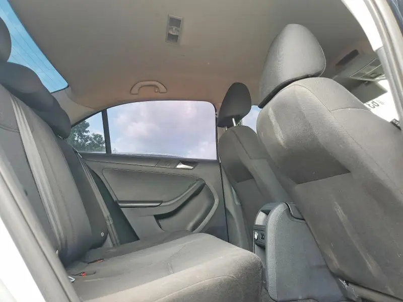 2013 VOLKSWAGEN JETTA BASE  
