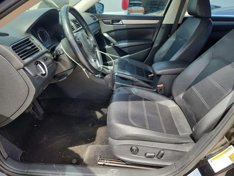 2014 VOLKSWAGEN PASSAT S  