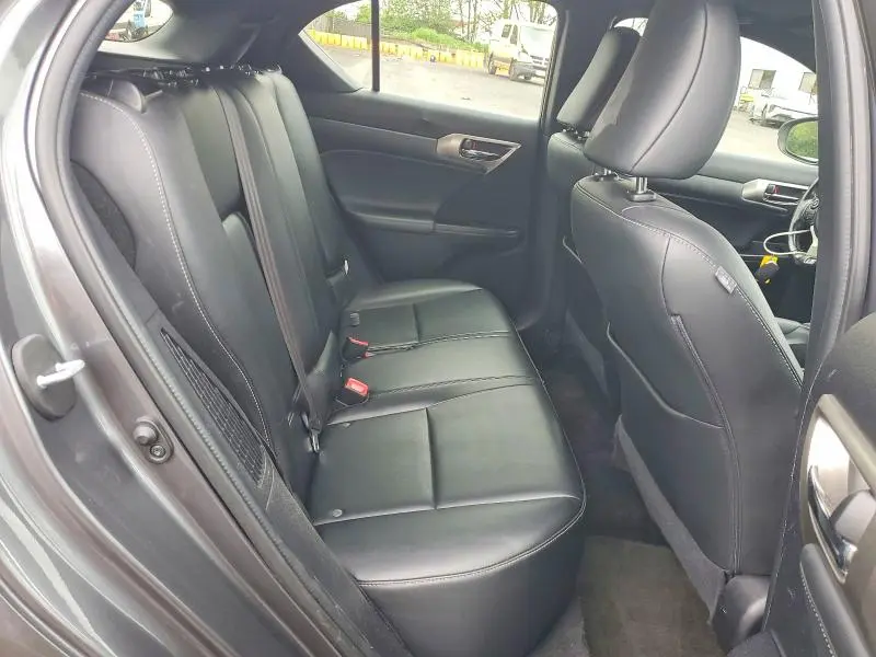 2016 LEXUS CT 200  