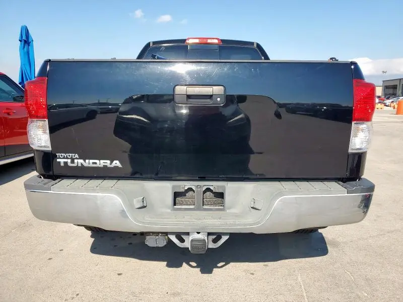 2013 TOYOTA TUNDRA DOUBLE CAB SR5  