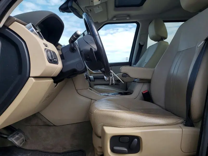 2016 LAND ROVER LR4   