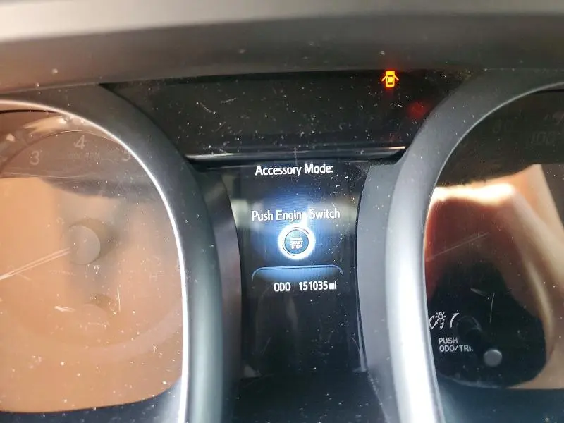 2016 TOYOTA AVALON XLE PLUS  