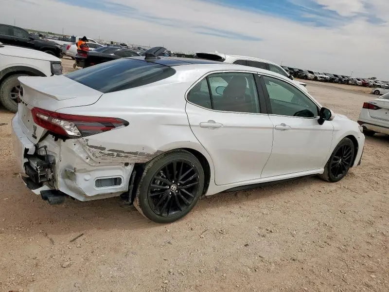 2021 TOYOTA CAMRY XSE  