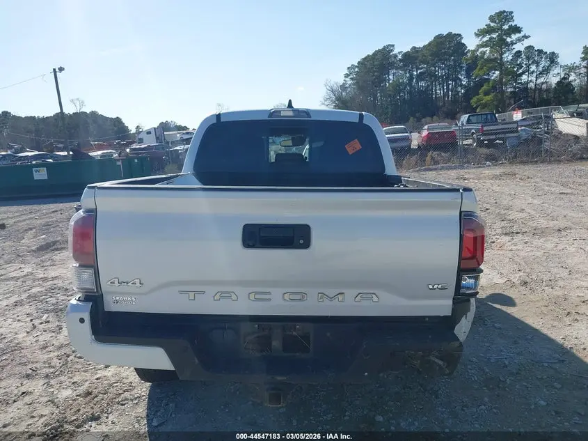 2022 TOYOTA TACOMA LIMITED