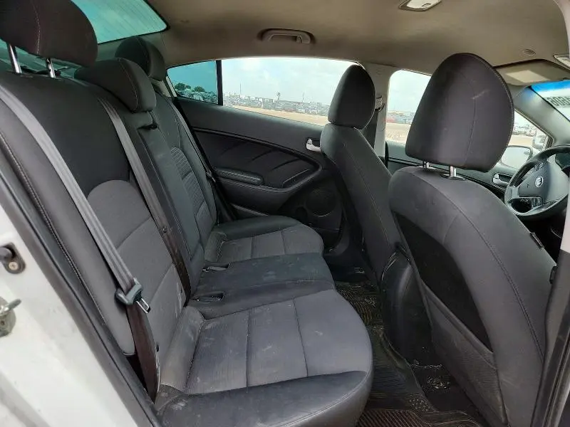 2018 KIA FORTE LX  