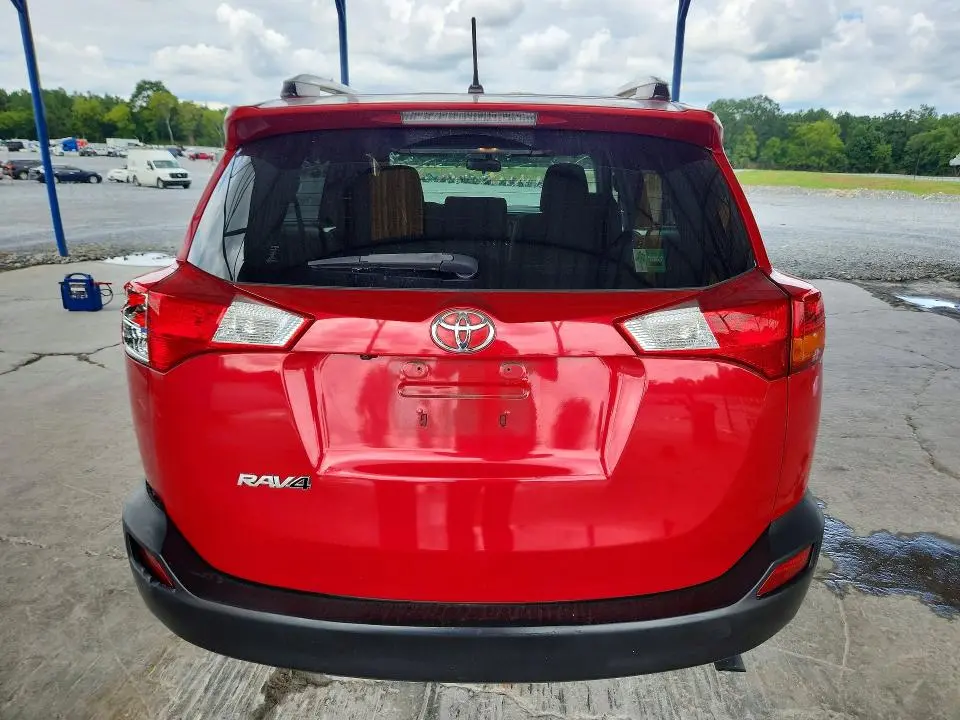 2015 TOYOTA RAV4 LE  