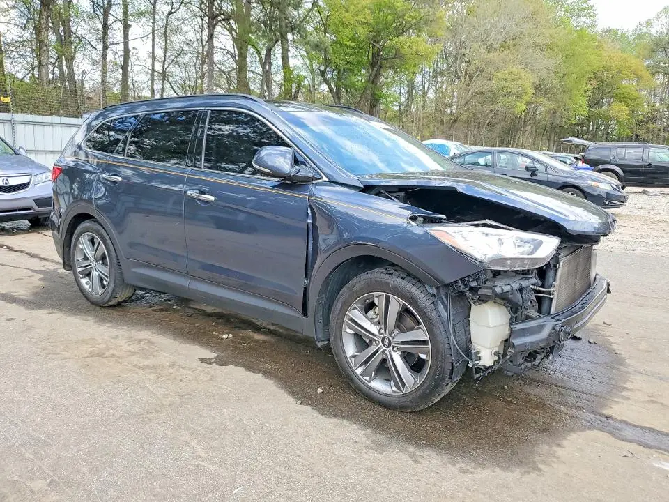 2016 HYUNDAI SANTA FE SE  