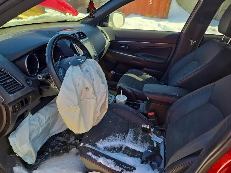 2020 MITSUBISHI RVR SE  