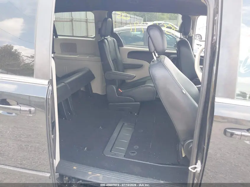 2017 DODGE GRAND CARAVAN SXT