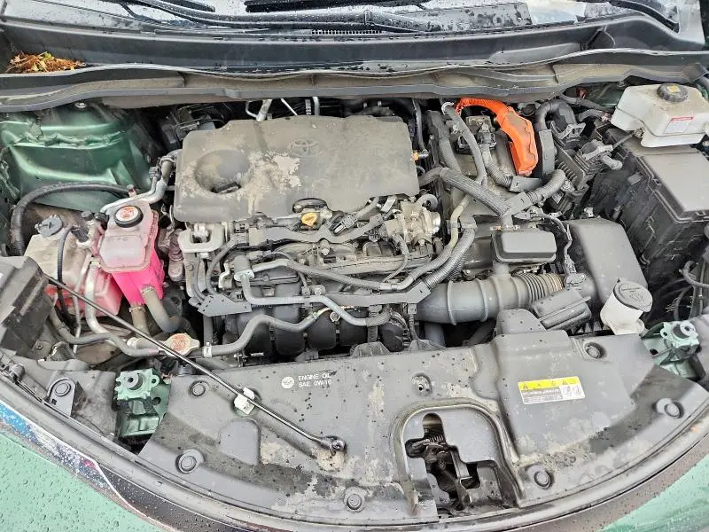 2022 TOYOTA SIENNA LE  
