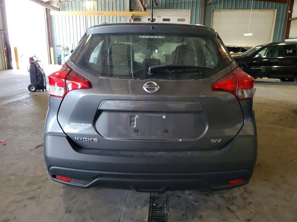 2019 NISSAN KICKS SV  