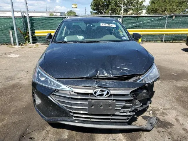 2020 HYUNDAI ELANTRA SE  
