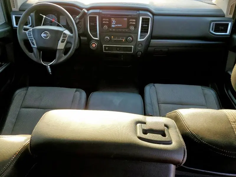 2017 NISSAN TITAN S  