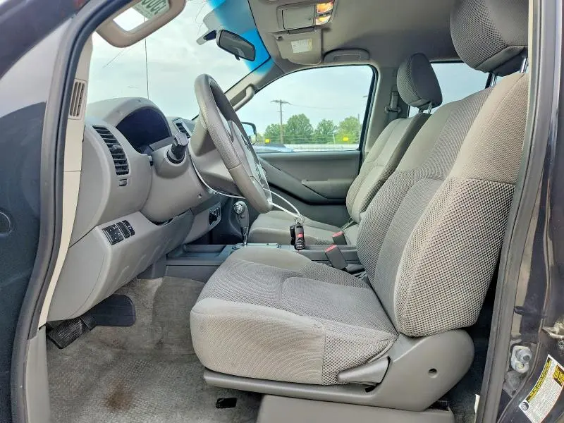 2012 NISSAN FRONTIER S  