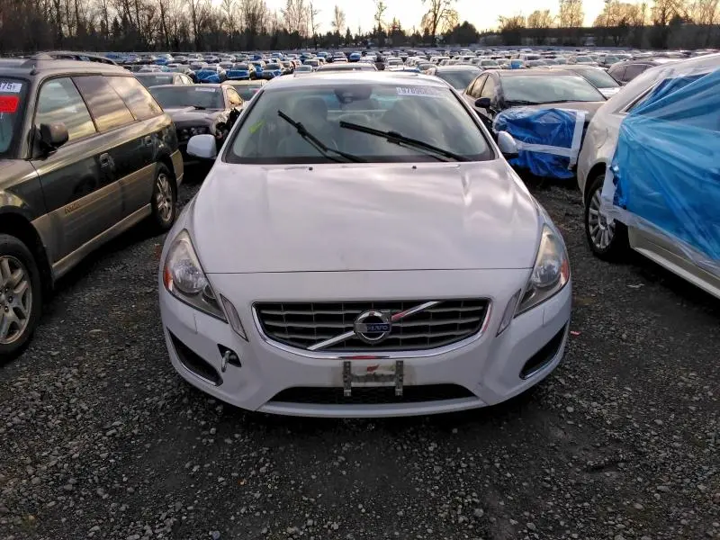 2012 VOLVO S60 T5  