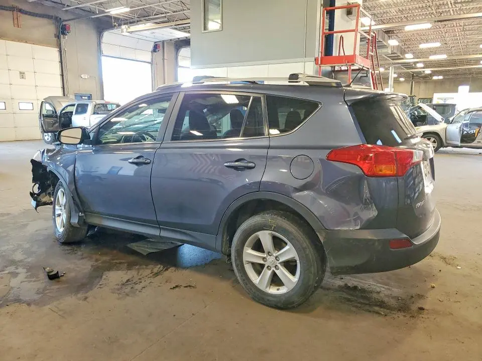 2014 TOYOTA RAV4 XLE  