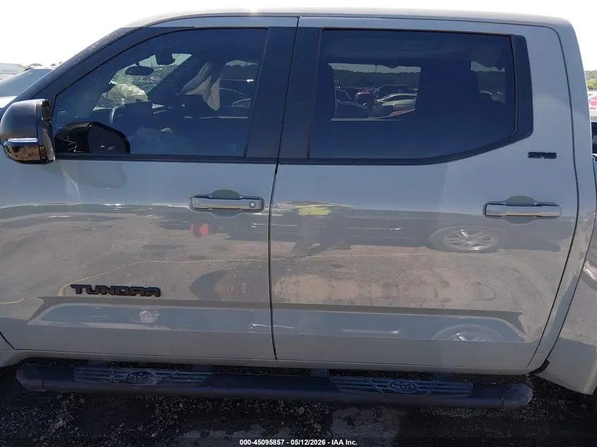 2026 TOYOTA TUNDRA SR5 CREWMAX 5.5' BED