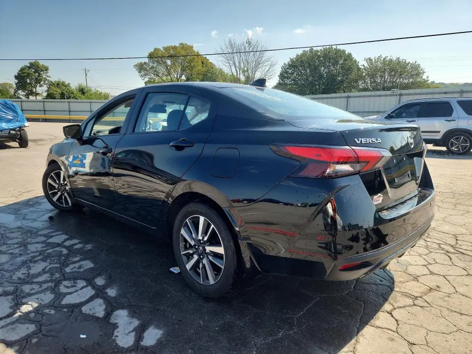 2025 NISSAN VERSA SV  