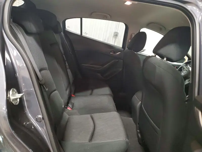 2015 MAZDA 3 TOURING  